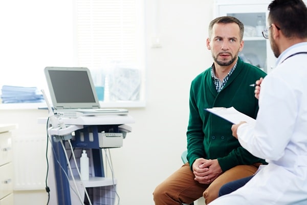 procedimento de biópsia de próstata, consulta médica